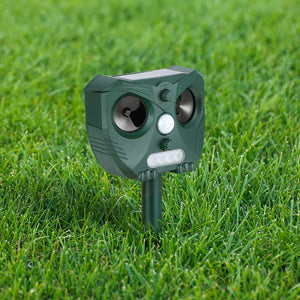 Snake Repeller | Ultrasonic Battery USB Powered | Outdoor Pest Control