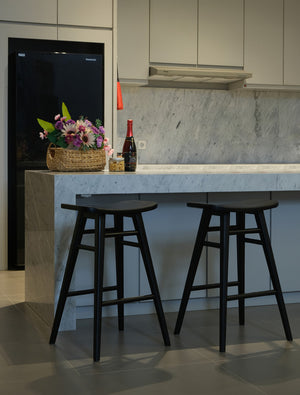 Aria Oval Solid Timber Counter Stool | Black