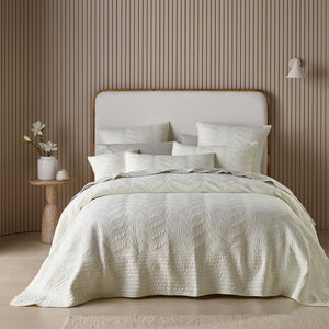 Bianca Kamala | Cream Embossed Bedspread Set | Super King