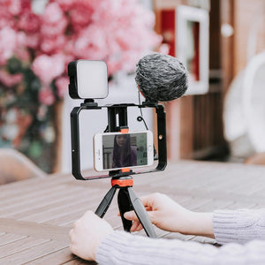 Vlogging Video Rig with LED Light, Mic & Tripod