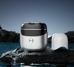 Mini Electric Shaver | Dual Floating Heads | USB-C Fast Charge | Waterproof & Magnetic | Silver