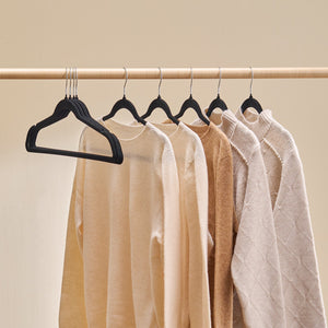 Velvet Hangers | 50-Pack Black Non-Slip with Swivel Hook