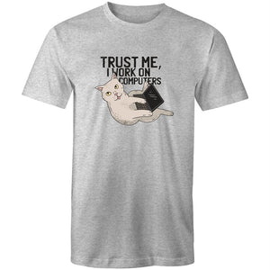 Men's Trust Me, I Work On Computers Cat T-shirt