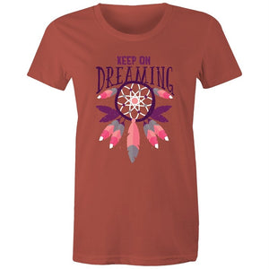 Women's Keep On Dreaming T-shirt