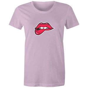 Women's Twisted Lip T-shirt