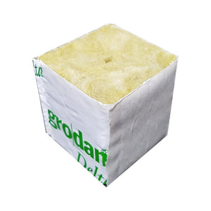 Grodan Rock Wool Cubes With Holes - 4 X 4 X 4cm