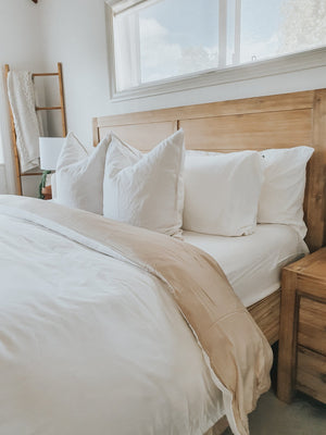 White/Macadamia Bamboo Quilt Cover - King