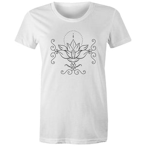 Women's Lotus Simplistic T-shirt