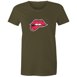 Women's Twisted Lip T-shirt