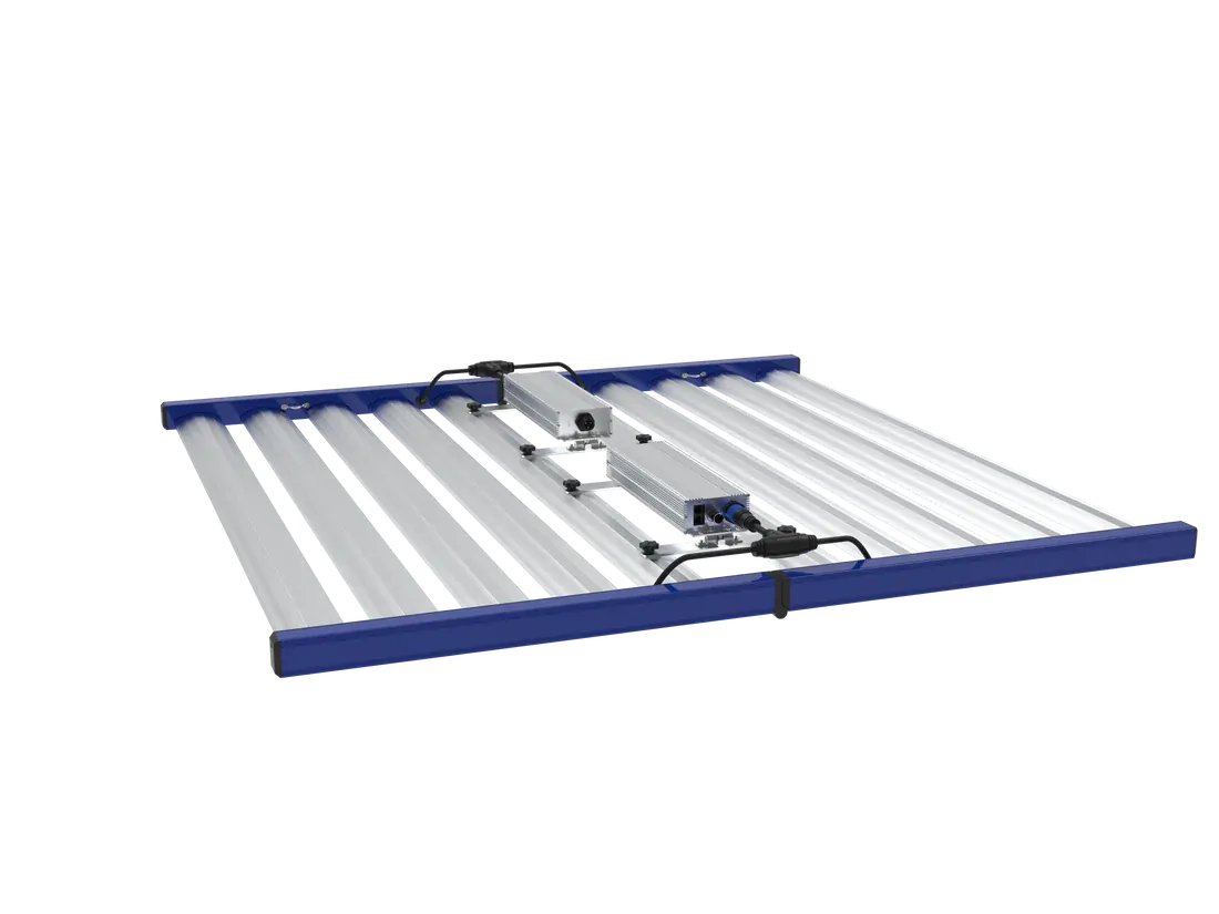 Grand Master LED Tarantula Explorer 1440W | 2-Channel + 730nm | PPF 3845 µmol/s | 2.67 µmol/J | IP66 | 5×5 Flower Footprint