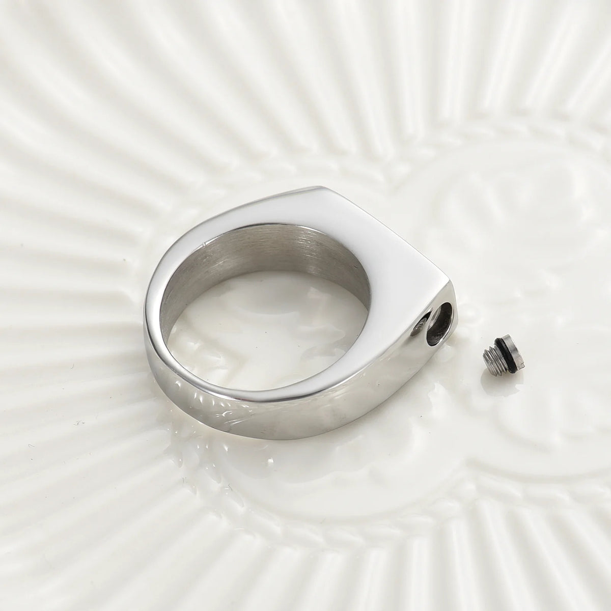 Cremation Finger Ring Urn For Ashes | Multiple Colours + Sizes