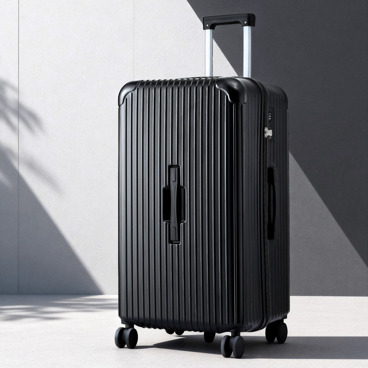 28in Luggage Suitcase | 5 Wheels | TSA Lock | Type-C Port | Black