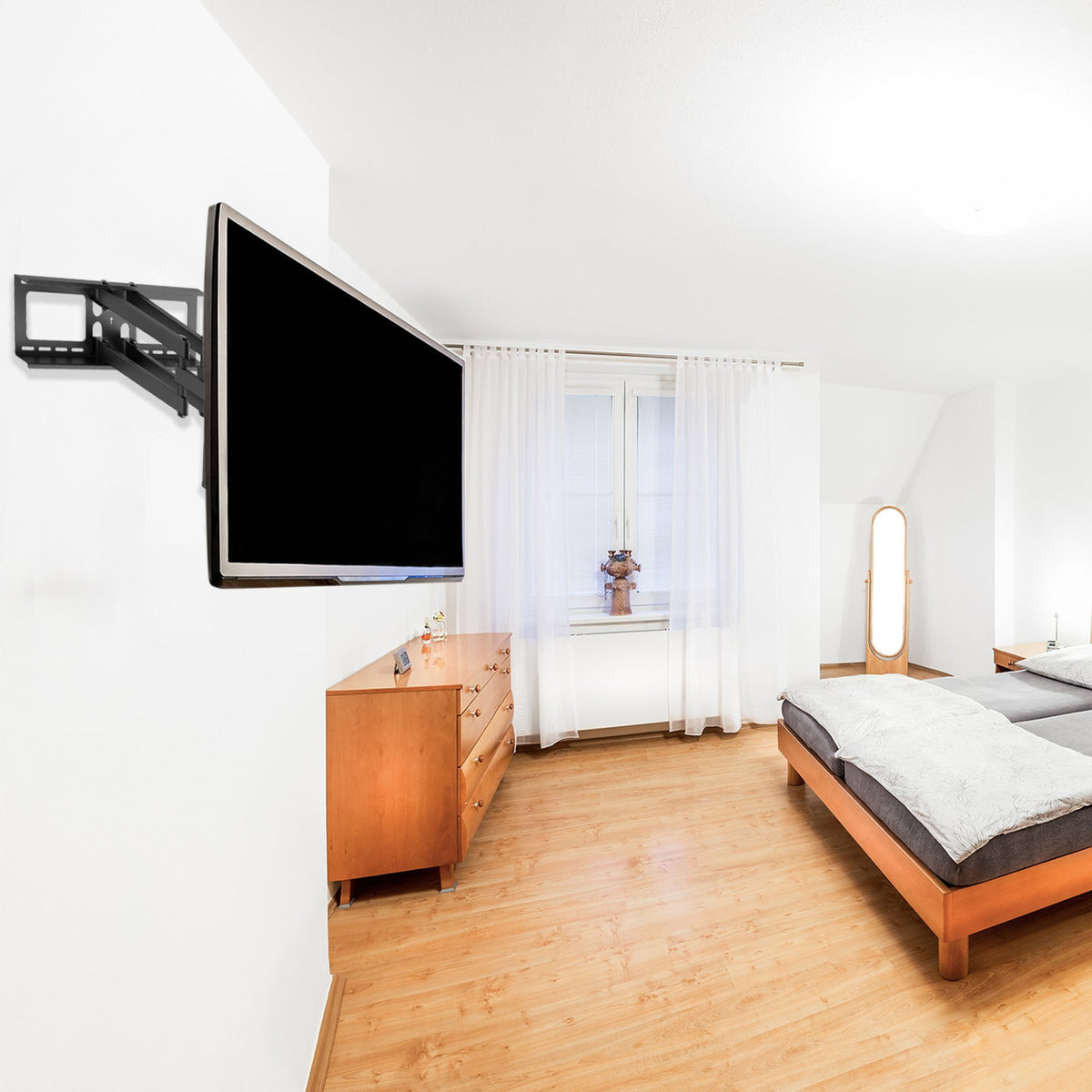 TV Wall Mount | Large Full Motion | Fits 32"–70" Panels