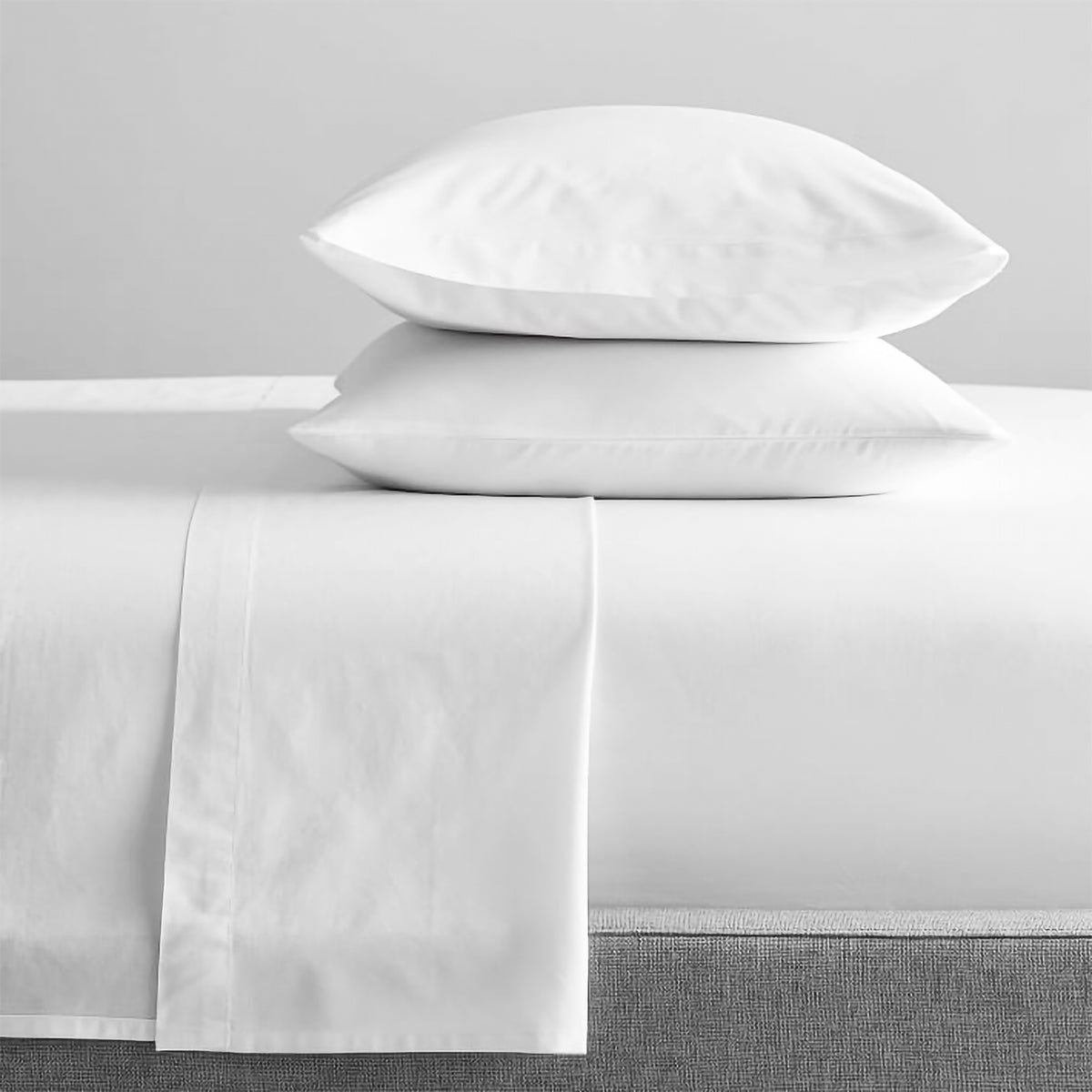 Renee Taylor | Organic Cotton Sheet Set | White | 300 TC | Single