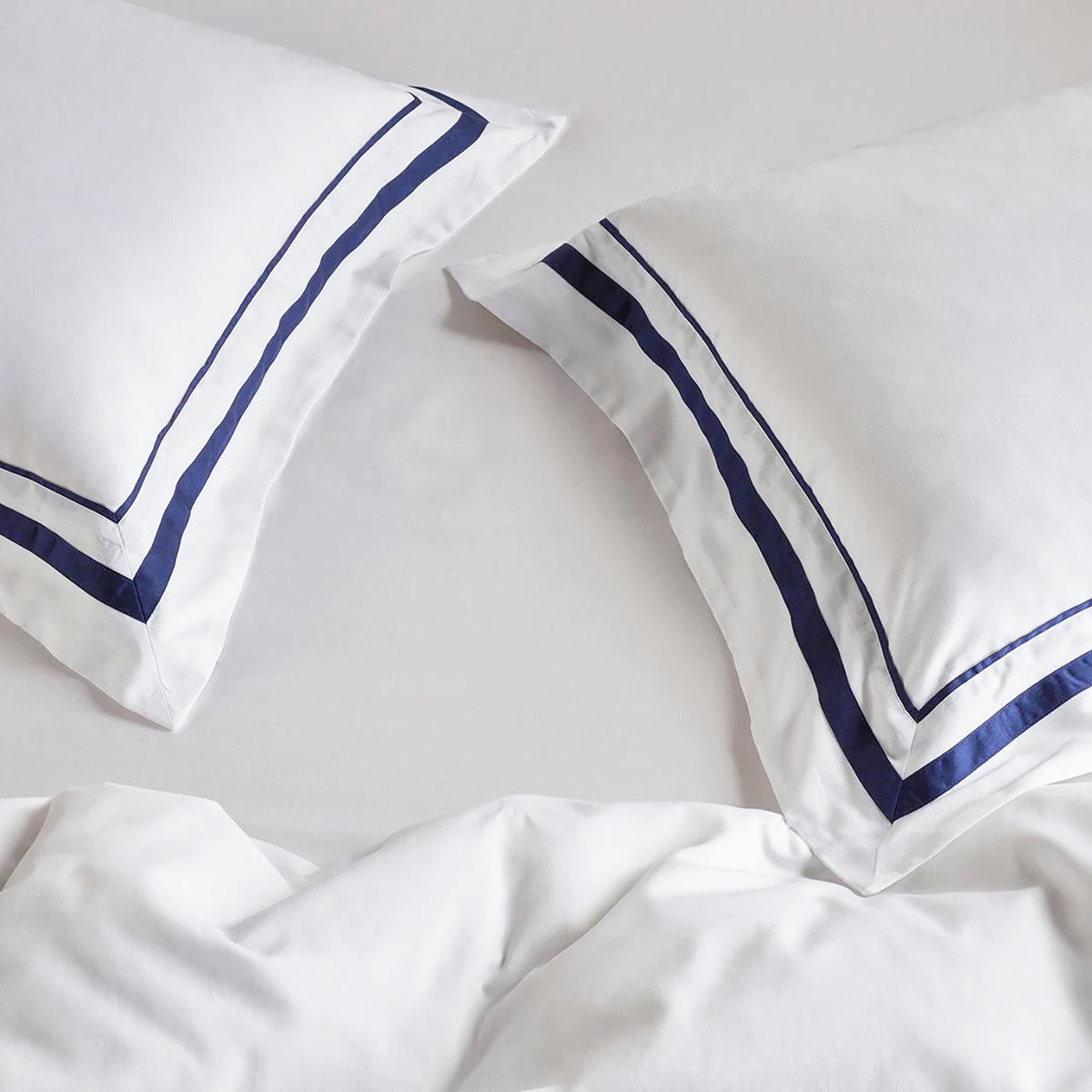 Cloud European Pillowcase | 1000 TC Egyptian Cotton | White & Navy
