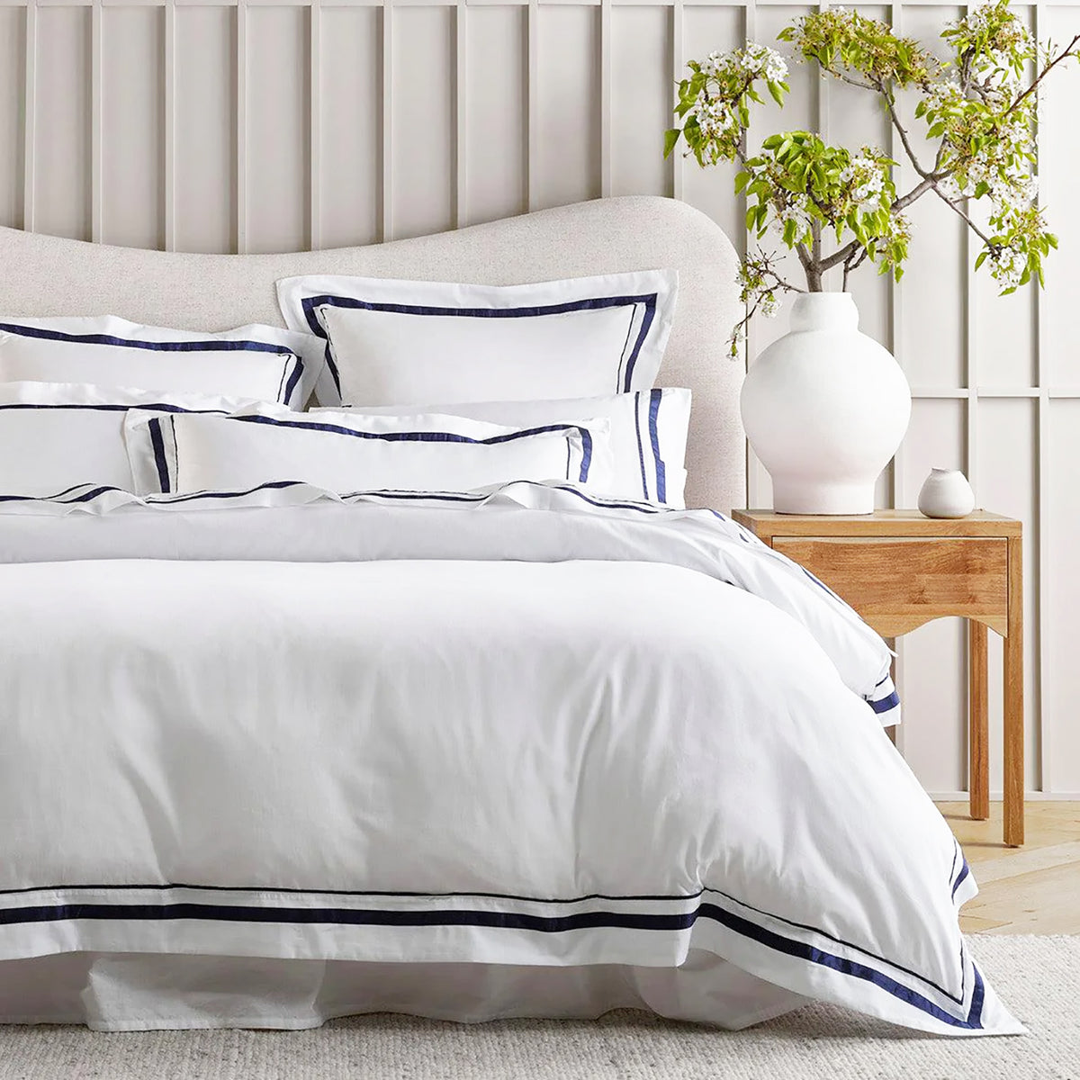 Cloud European Pillowcase | 1000 TC Egyptian Cotton | White & Navy