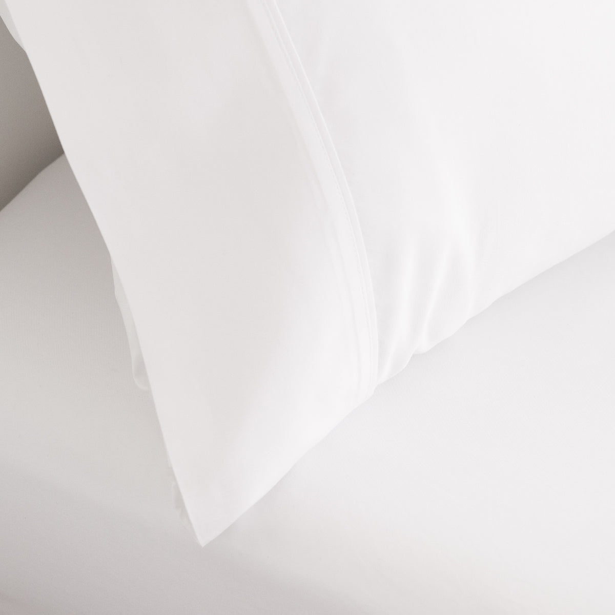 3000 Thread Count Bamboo Cooling Sheet Set | King Size | White