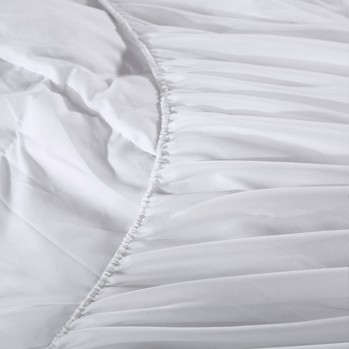 1000GSM Luxury Bamboo Fabric Gusset Mattress Pad Topper Cover | Queen | White