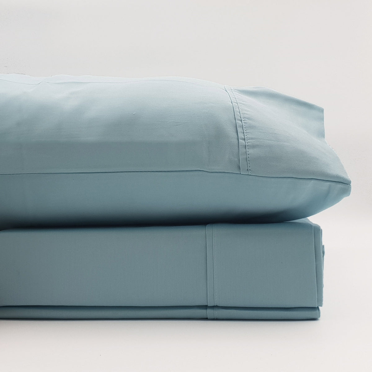Renee Taylor 1500 Thread Count Pure Soft Cotton Blend | Flat & Fitted Sheet Set | King | Mist