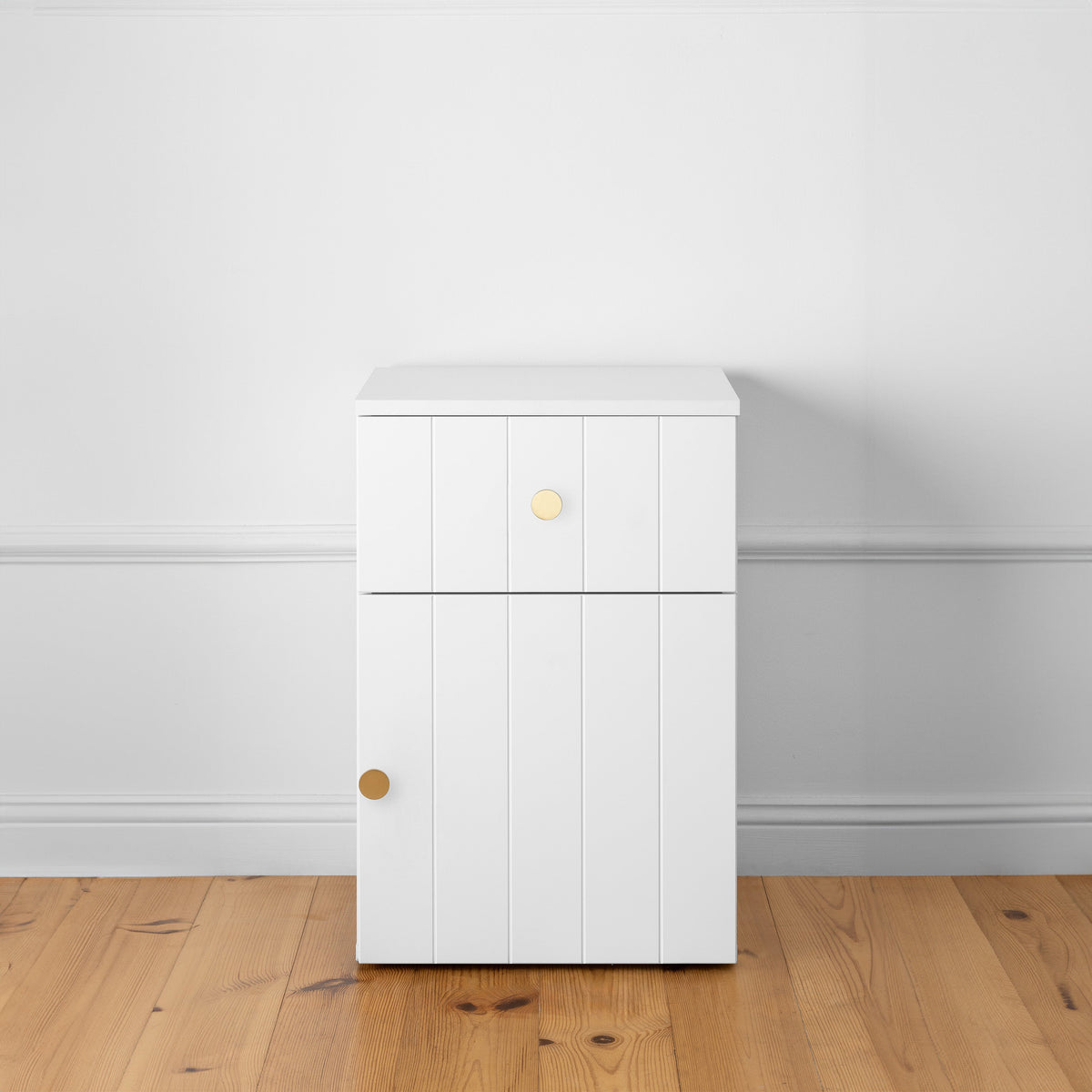 PORTO BEDSIDE TABLE | White | VJ Panel | Round Brass