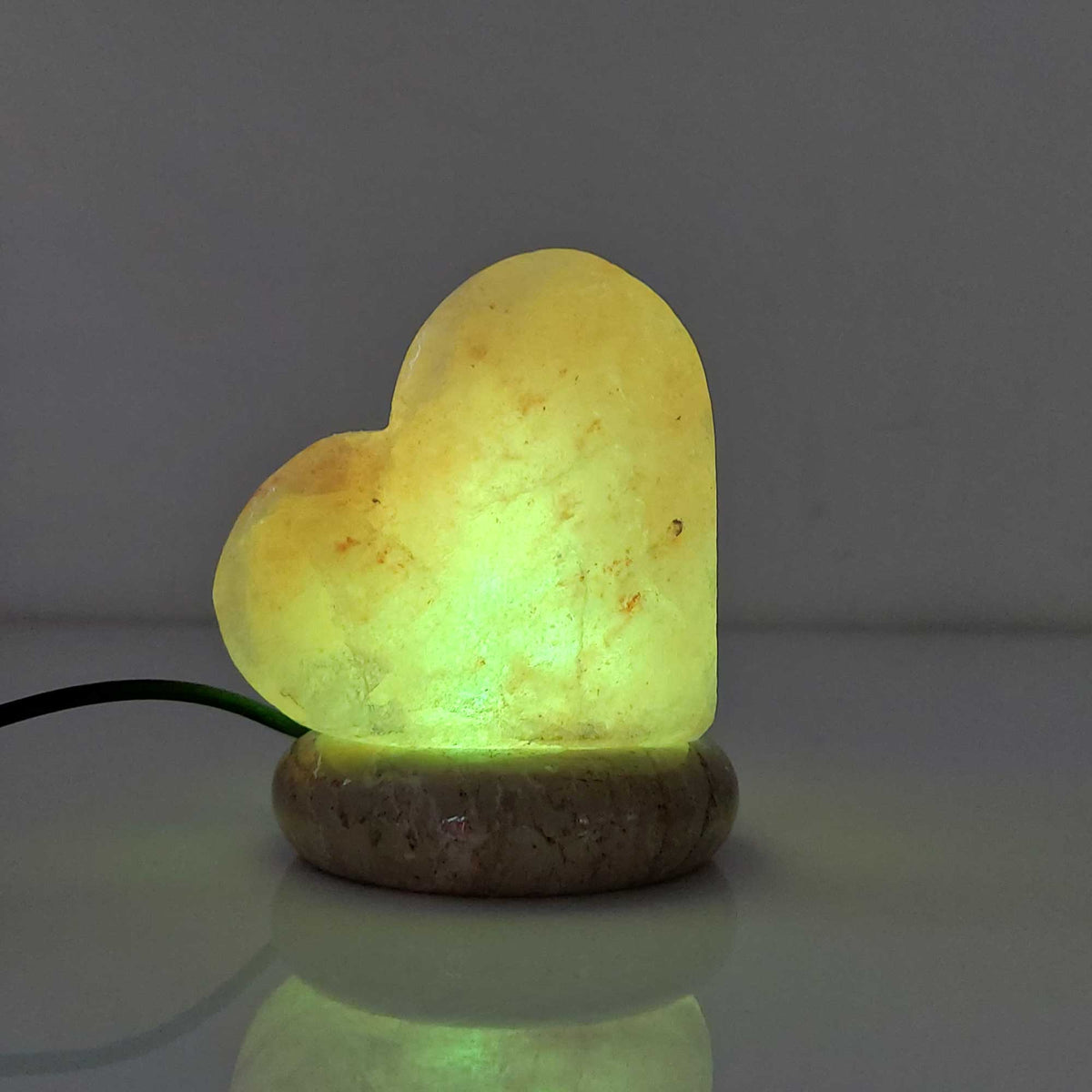USB Color Changing Himalayan Salt Lamp | Heart-Shaped Pink Rock LED Light