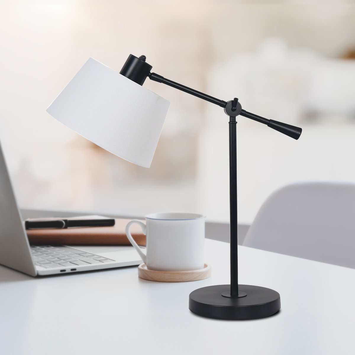 Adjustable Metal Table Lamp in Black | Stylish and Functional Lighting