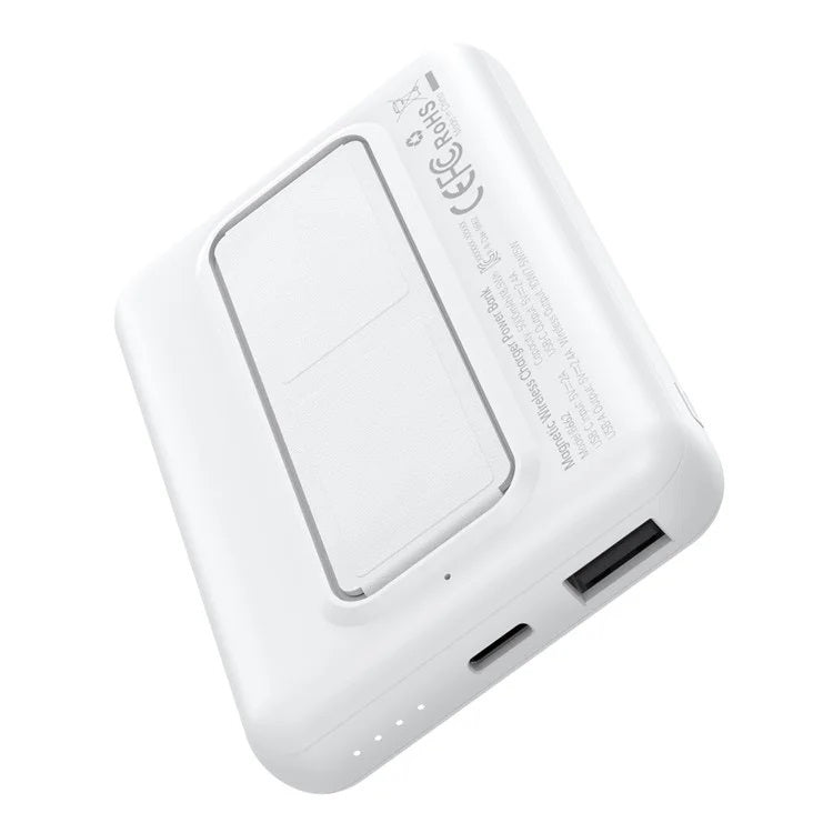 B662-WH USB-A + USB-C + Wireless Magnetic Power Bank | 5000mAh | White