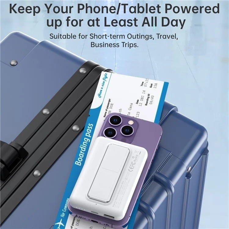 B662-WH USB-A + USB-C + Wireless Magnetic Power Bank | 5000mAh | White