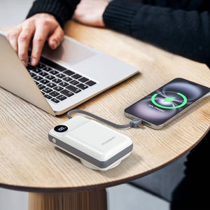 B696-WH 20000mAh 22.5W USB-A + USB-C x 2 | MagLeap Wireless Charge Power Bank | White