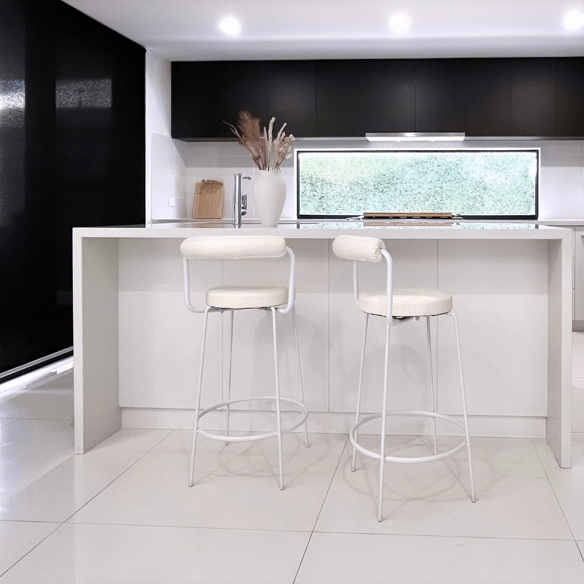 Interior Ave - Calipo White Leather Kitchen Bar Stool | Set of 2