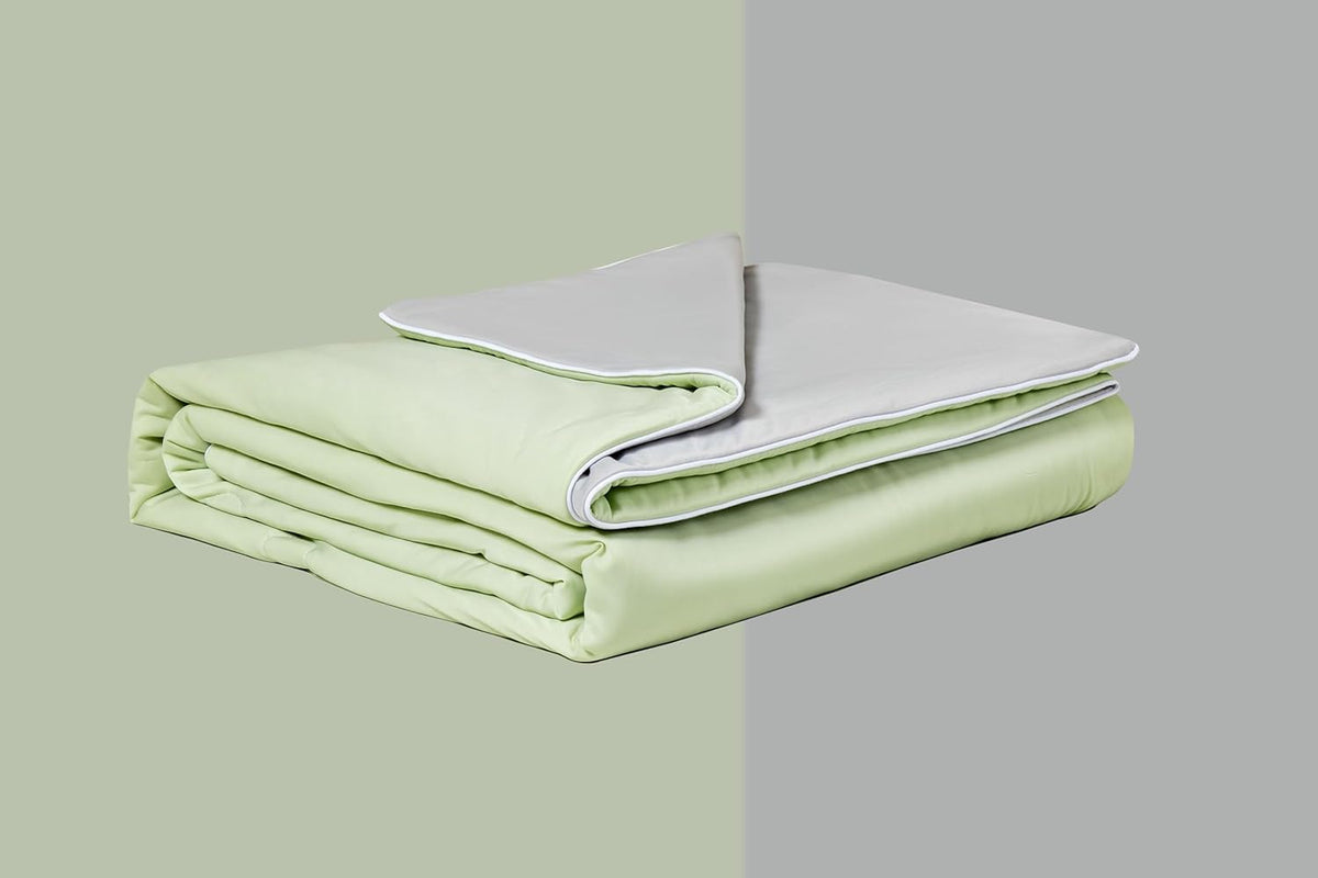 Ice Cooling Reversible Summer Comforter Blanket | Green & Grey | Queen/King
