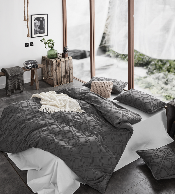 Tufted Ultra Soft Microfiber Quilt Cover Set | King | Smoke