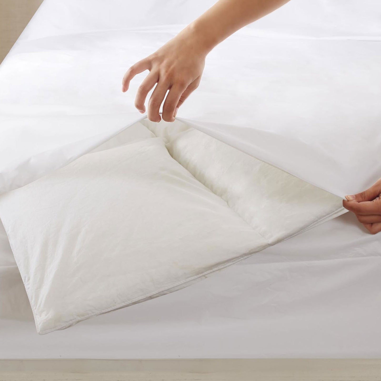 Stain Resistant Quilt Protector | King