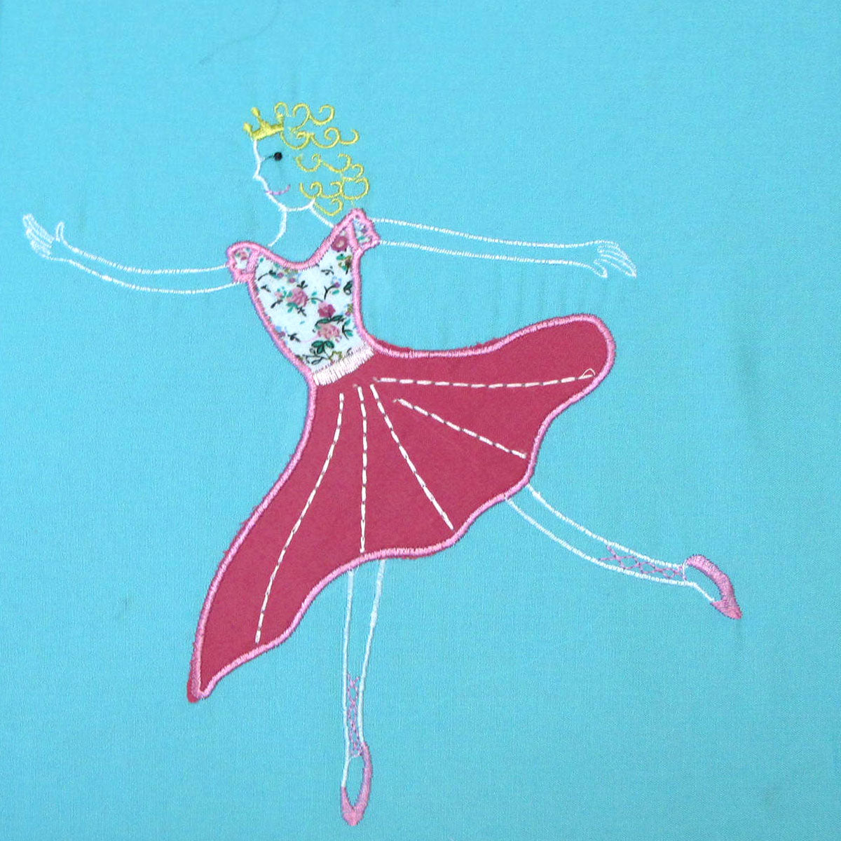 Ballerina Embroidered Quilt Cover Set | Single