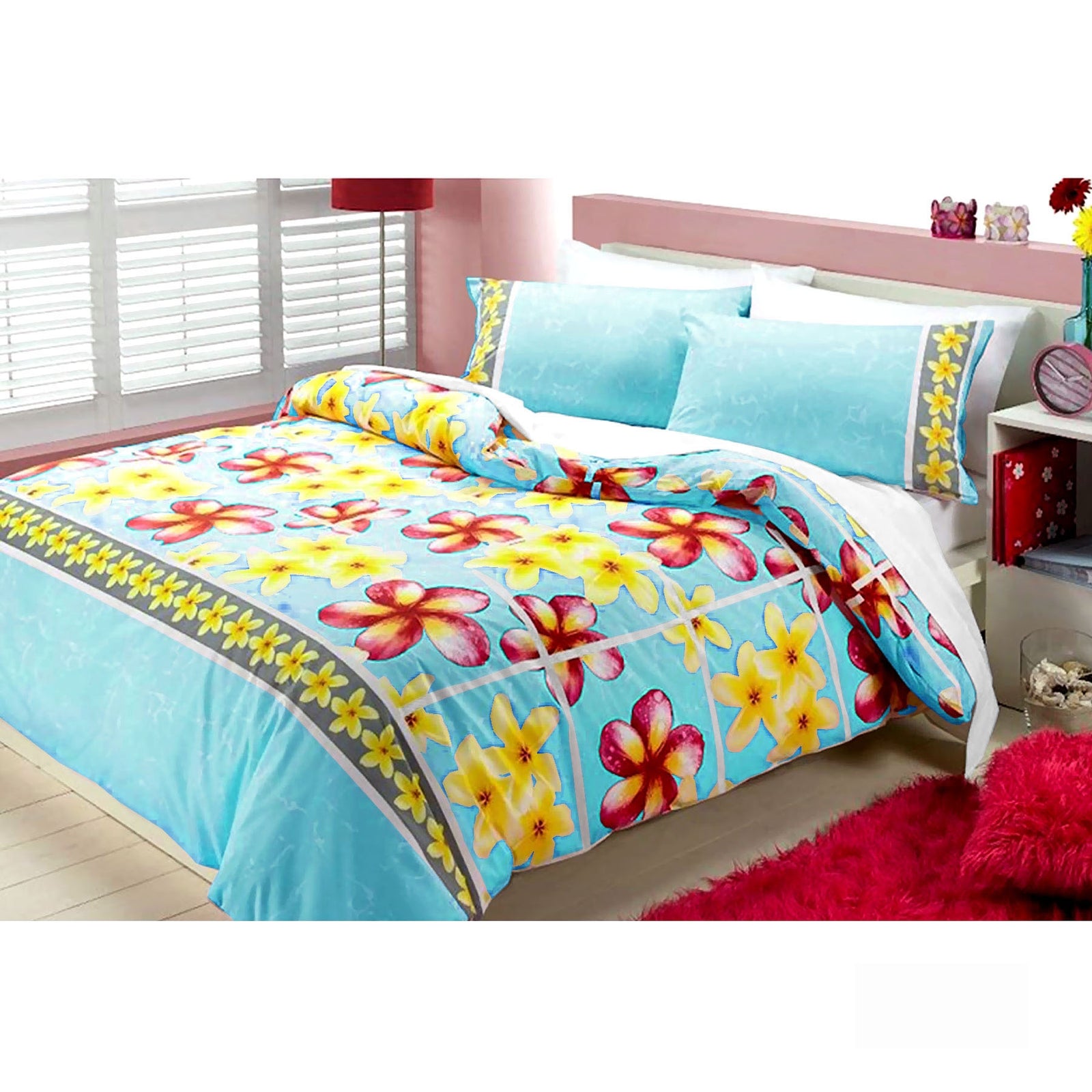 Floating Frangipani Quilt Cover Set | Aqua | Single