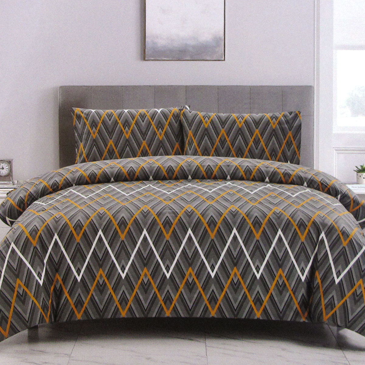 Artex Hayden Orange Quilt Cover Set | Geometric Pattern | Reversible | Printed Microfiber Polyester | Queen