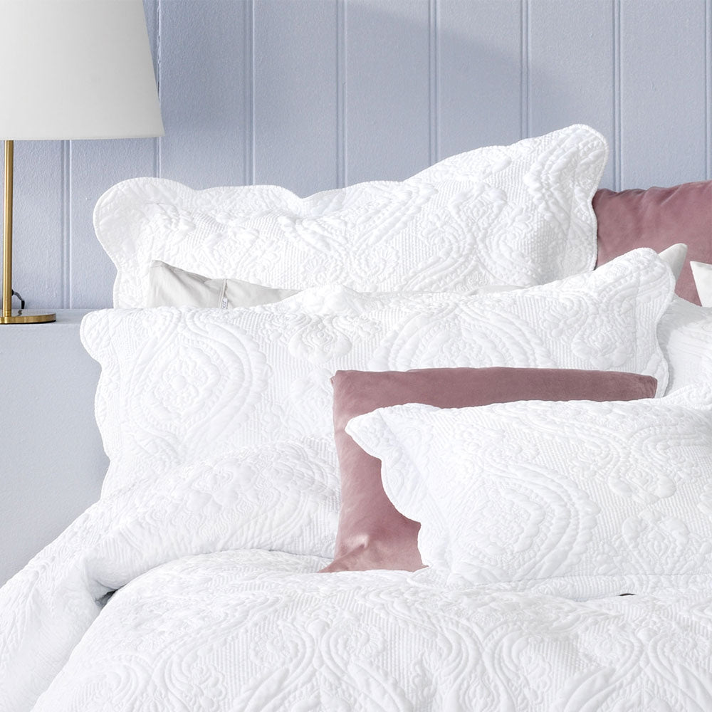 Bianca Elegance Cordelia White Bedspread Set | King