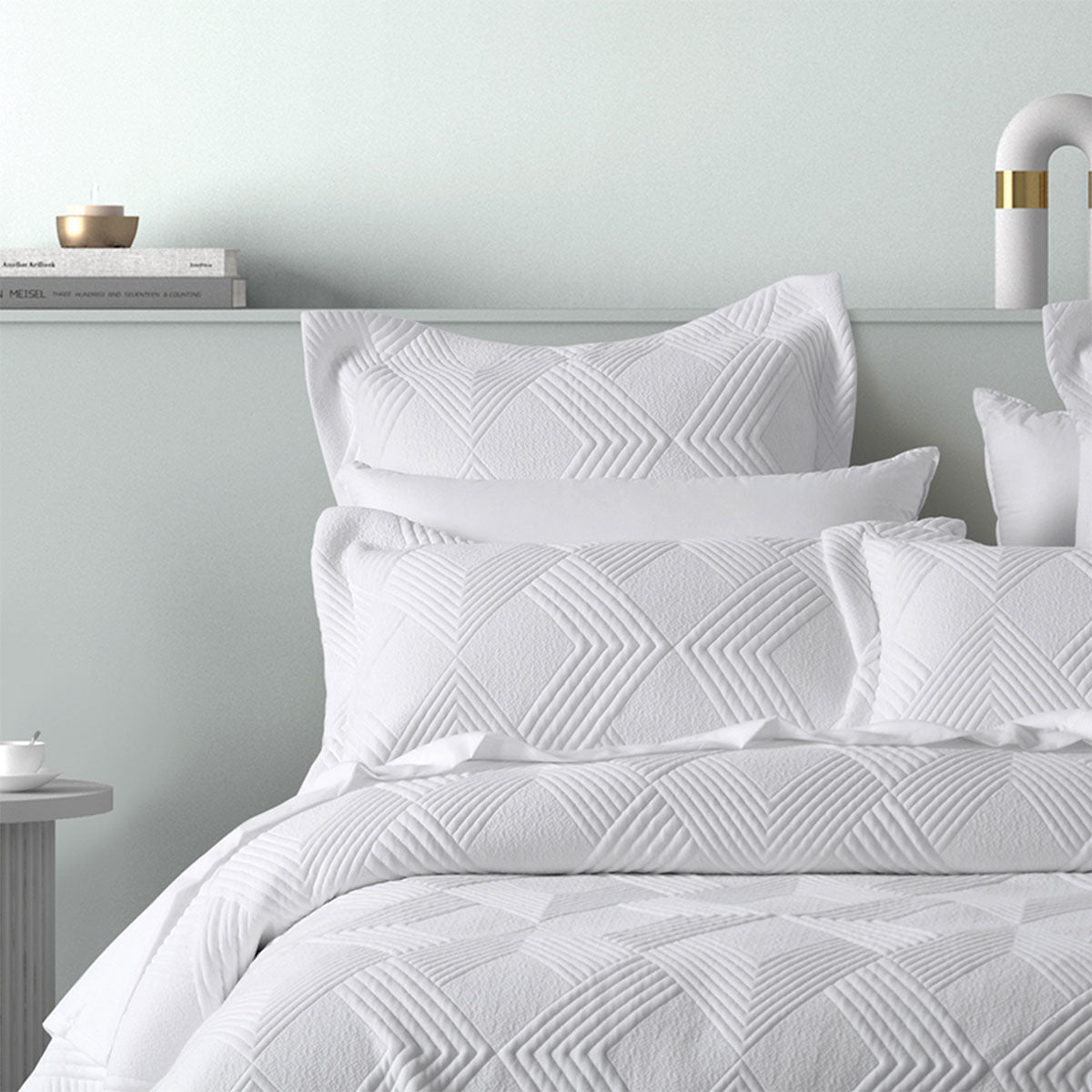 Bianca Cassiano White Polyester Jacquard Coverlet Set | Single/Double