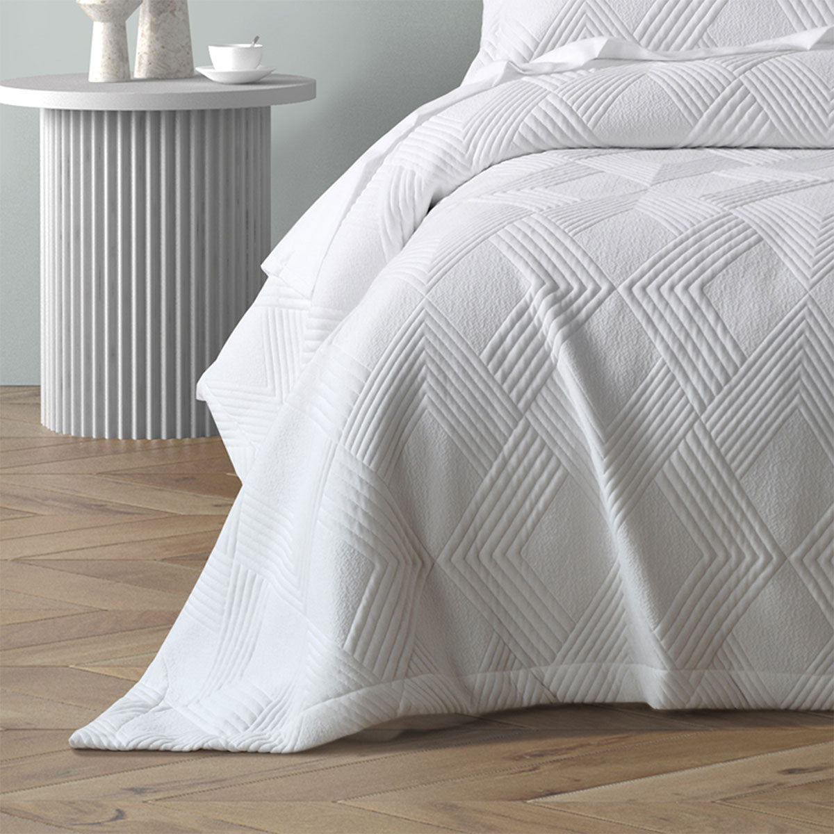 Bianca Cassiano White Polyester Jacquard Coverlet Set | Super King