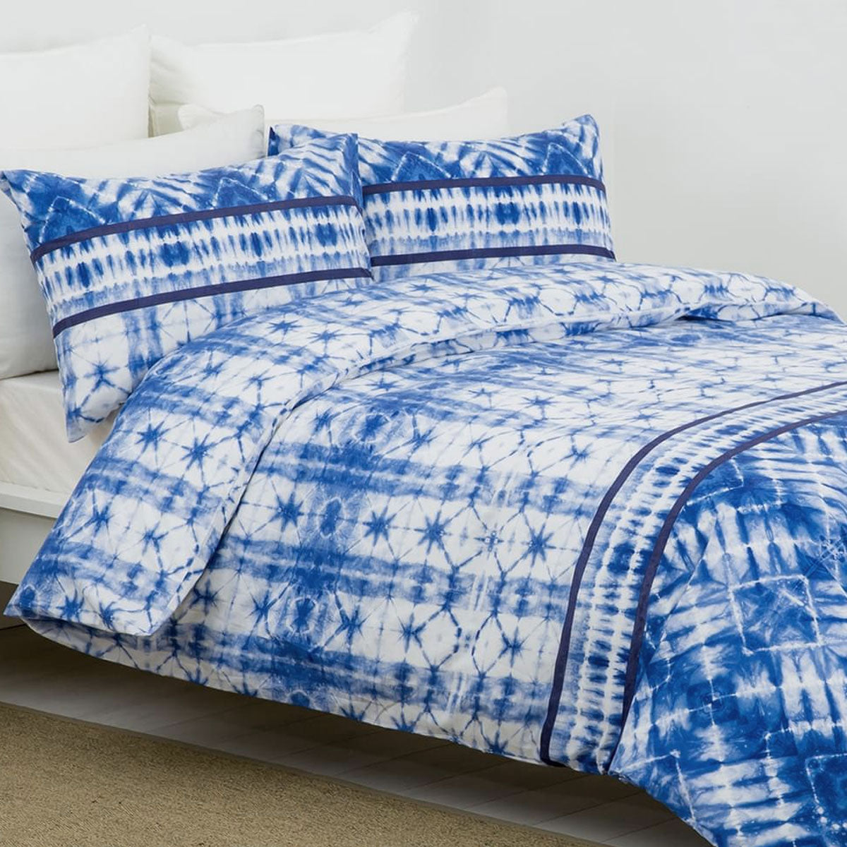 Belmondo Aruba Dutch Caribbean Paradise Easy Care Quilt Cover Set | Queen