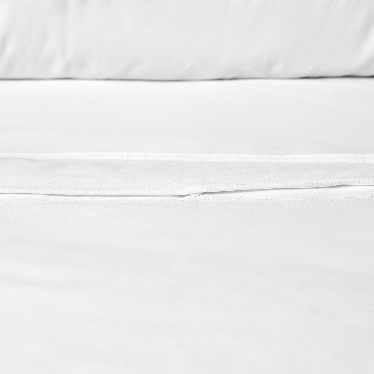 Accessorize White 400TC Bamboo Cotton Double Stitched Quilt Cover Set | Super King
