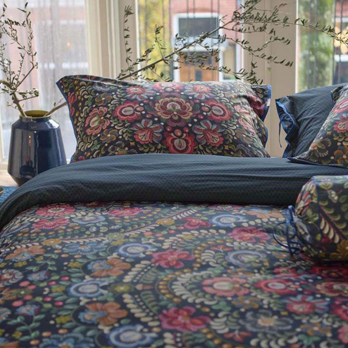 PIP Studio Il Ricamo Dark Blue Cotton Quilt Cover Set | Queen