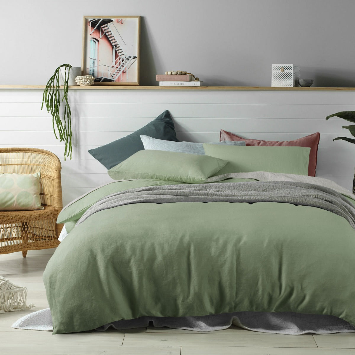 Accessorize 100% Linen Sage Quilt Cover Set | Double