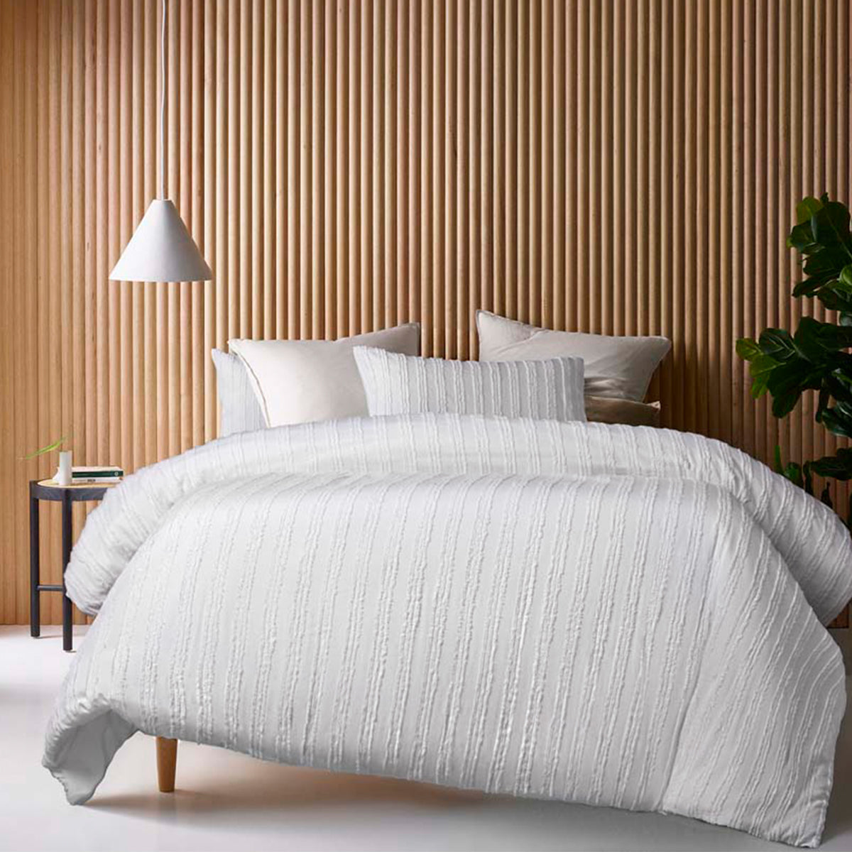Vintage Design Homewares Reflections White Cotton Quilt Cover Set | Queen
