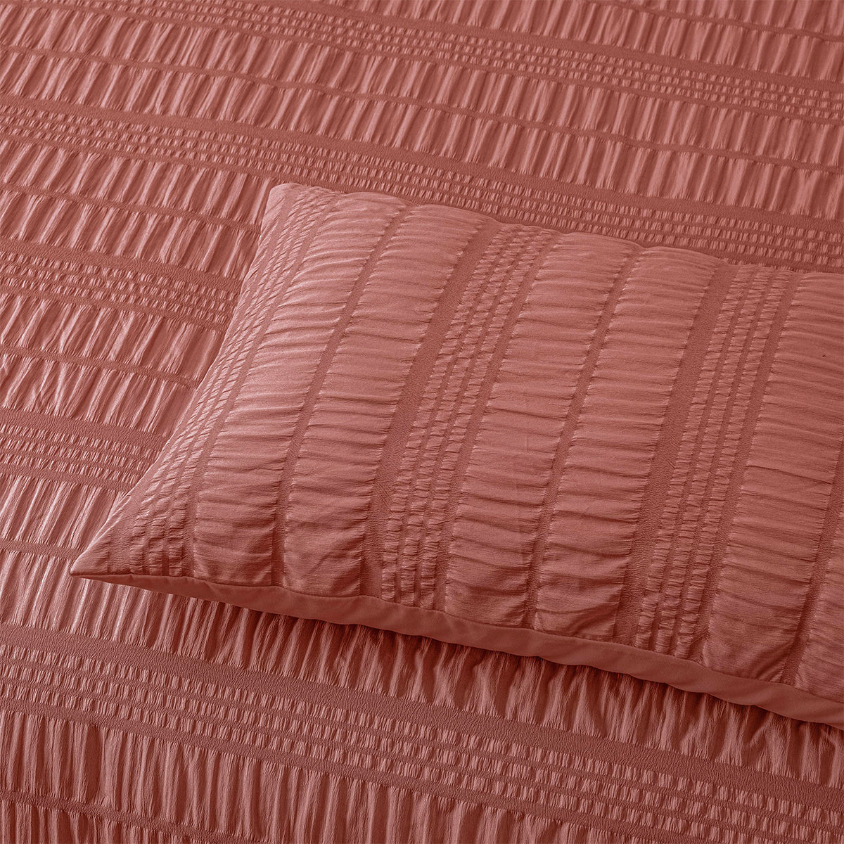Accessorize Seersucker Tobacco Polyester Quilt Cover Set | King