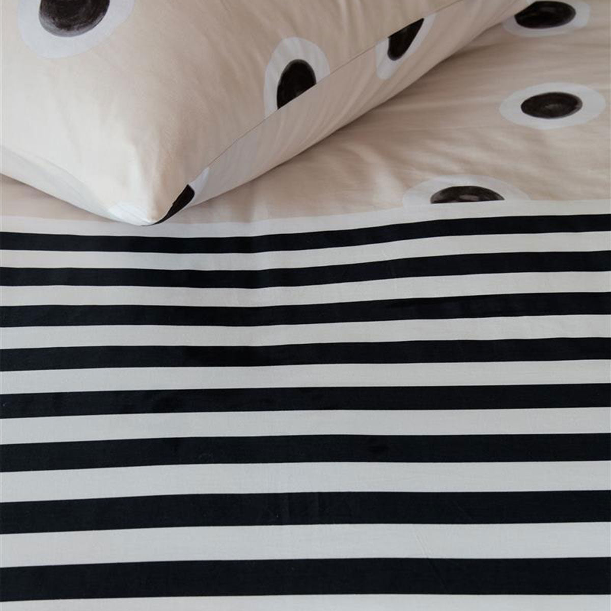 VTWonen | Stripe and Eye Natural Cotton | Quilt Cover Set | Queen