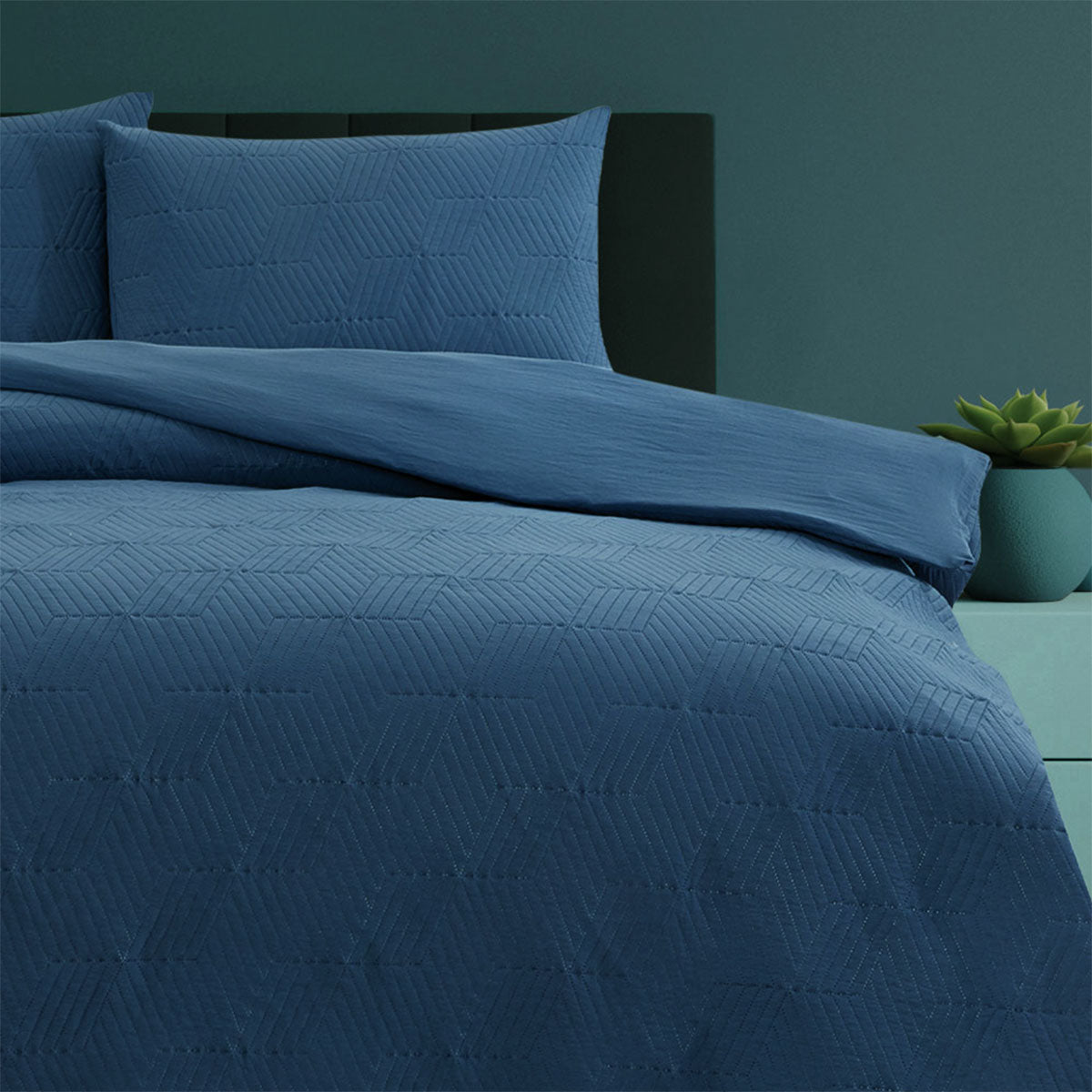 Ardor Maxwell Navy Embossed Vintage Washed Quilt Cover Set | Queen