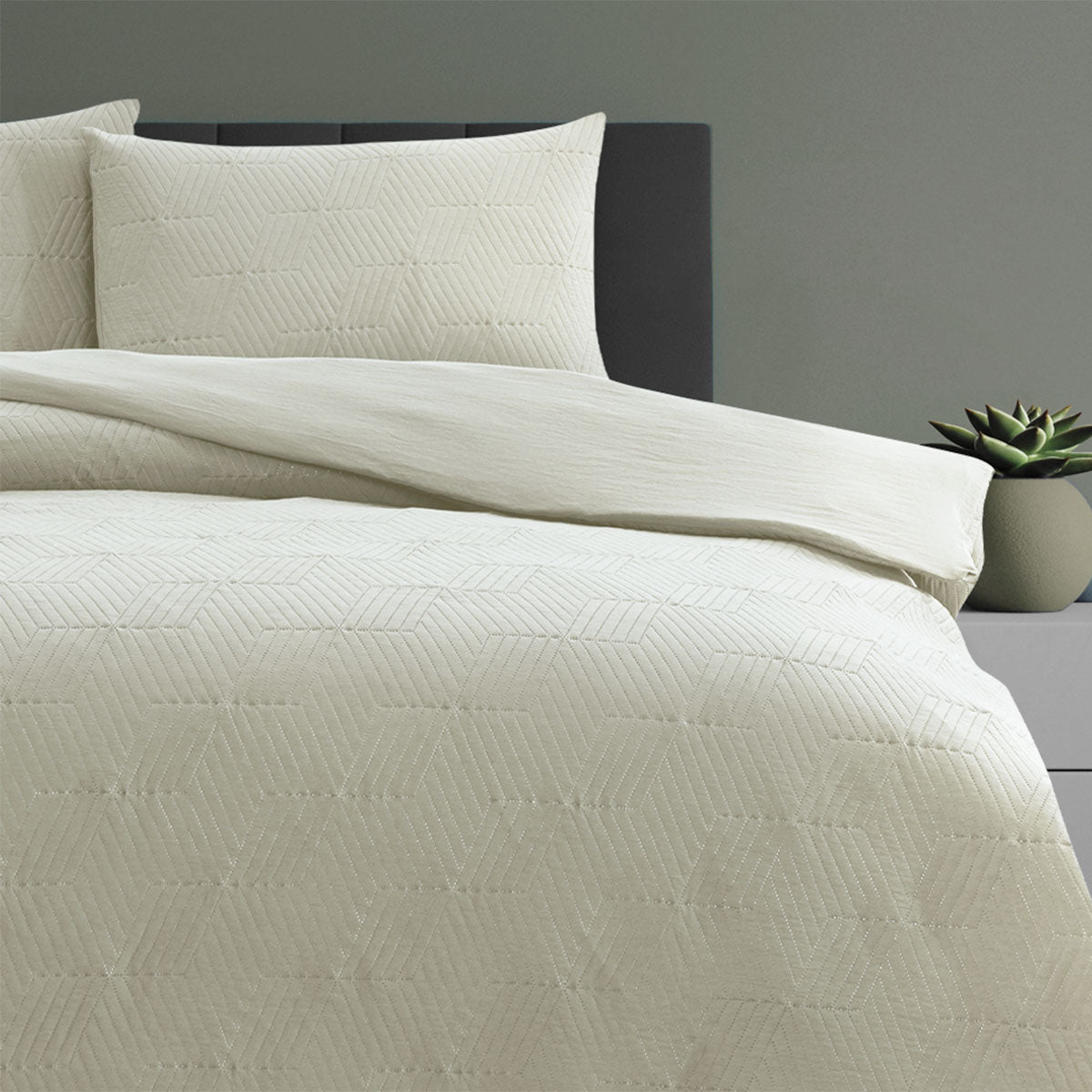 Ardor Maxwell Tan Embossed Vintage Washed Quilt Cover Set | King