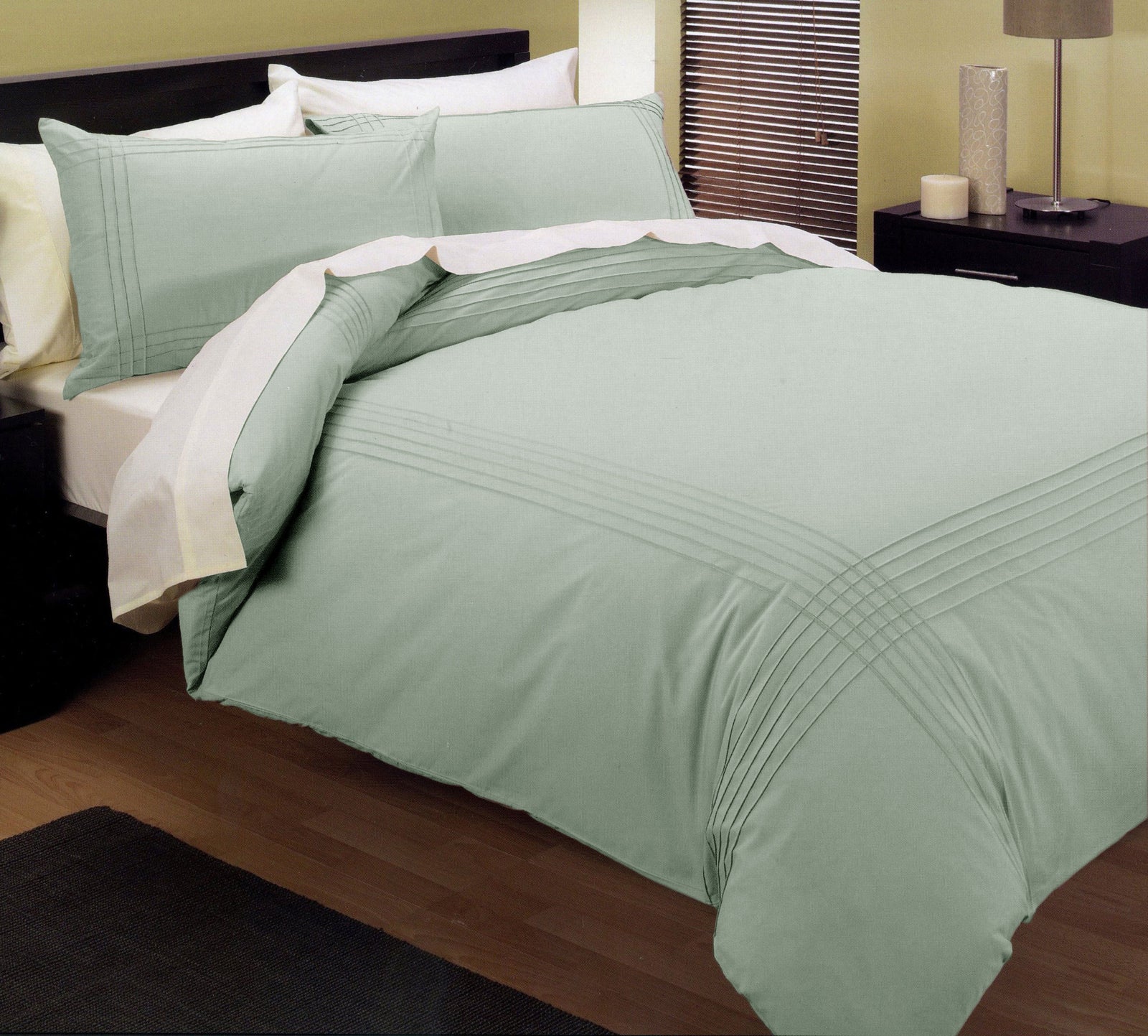 Kingtex Pintuck Quilt Cover Set | Melon | Queen