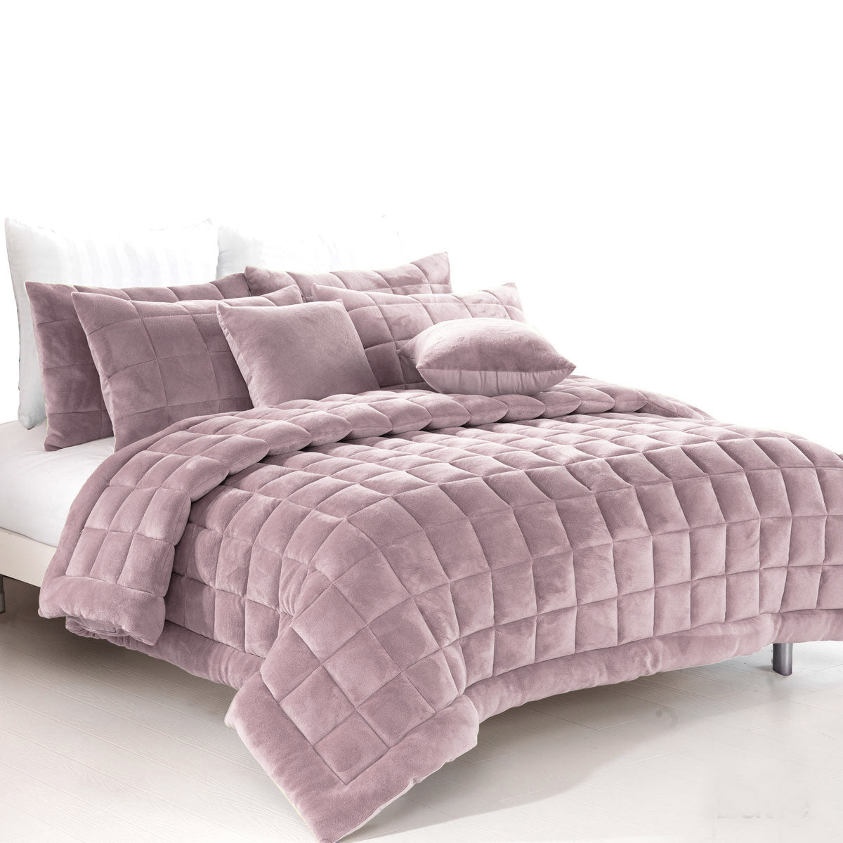 Alastairs Augusta Faux Mink Quilt / Comforter Set | Blush | King
